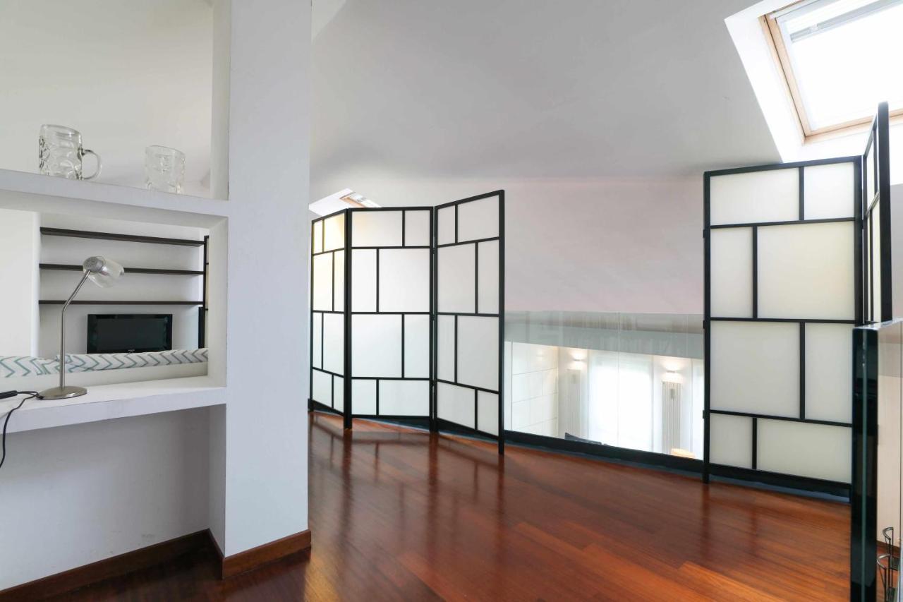 Npa20 Luxury Large Apartment In Navigli District Milan Exterior photo