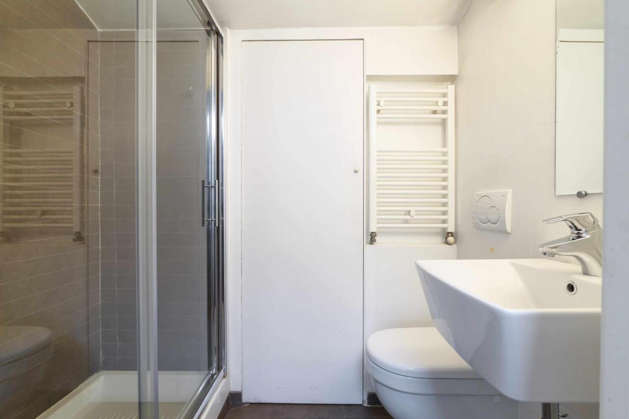 Npa20 Luxury Large Apartment In Navigli District Milan Exterior photo